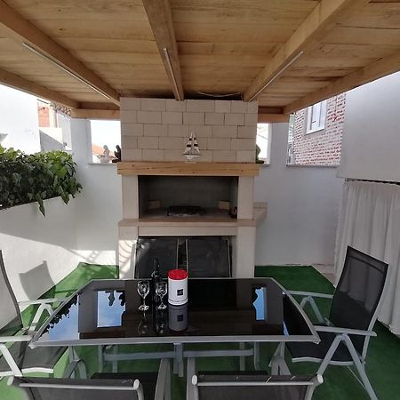 Apartments Paola Trogir Exteriör bild