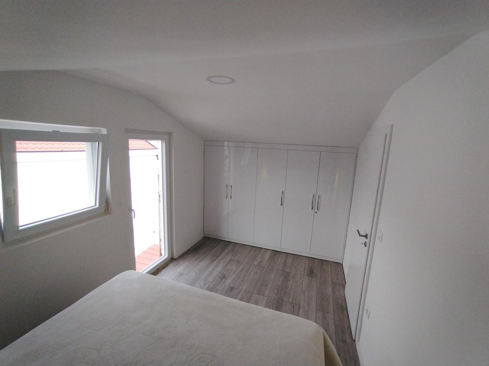Apartments Paola Trogir Rum bild