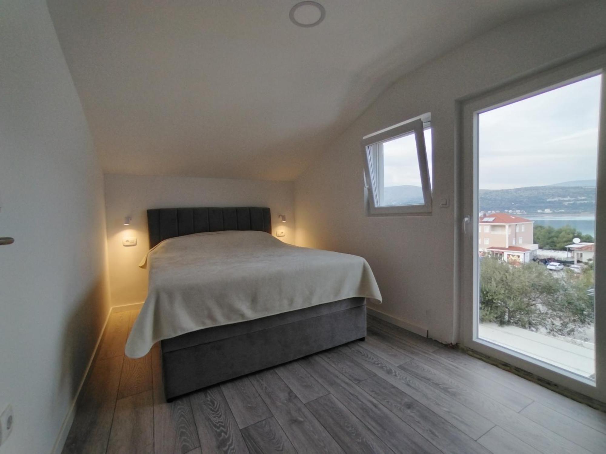 Apartments Paola Trogir Rum bild