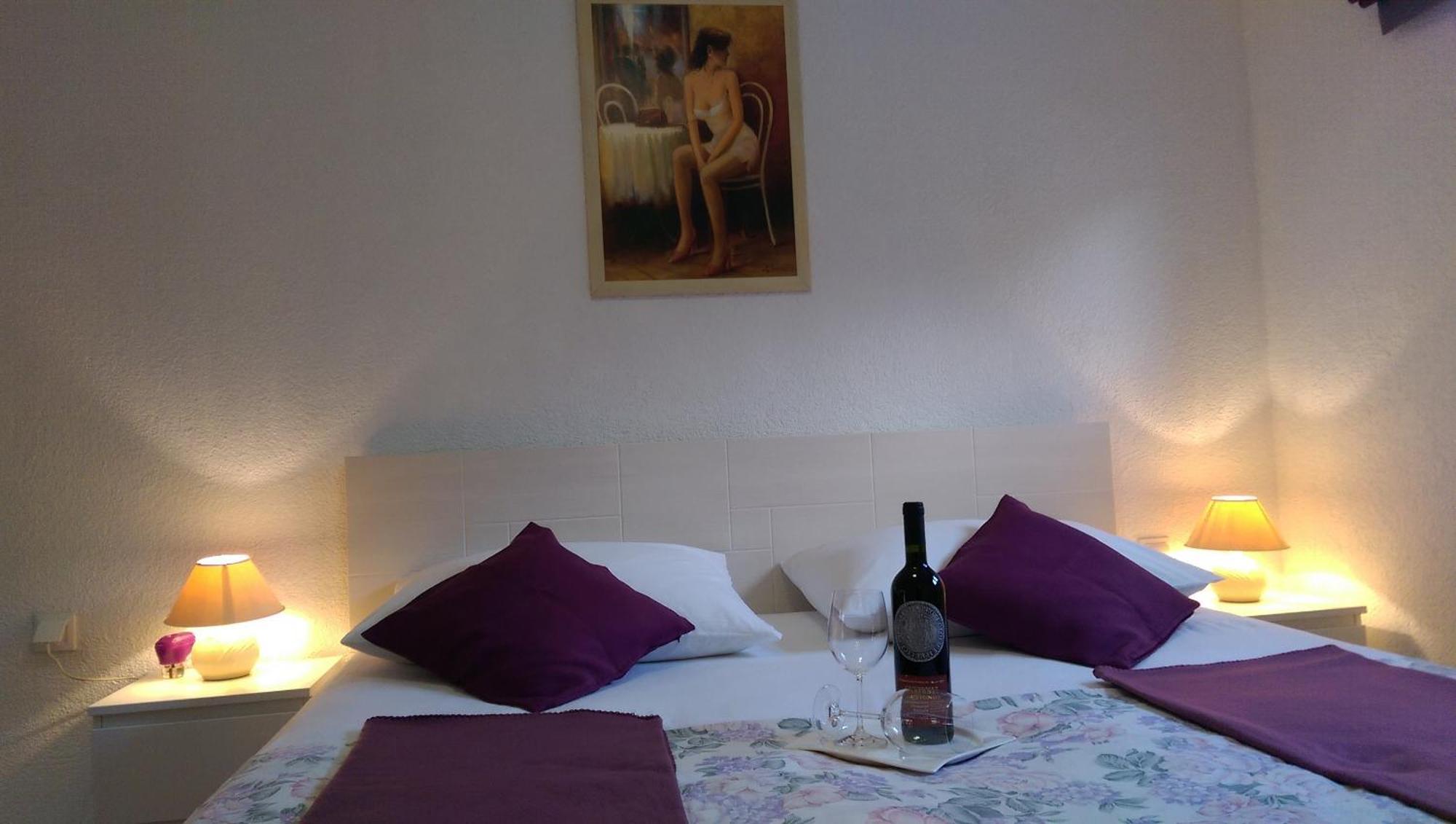 Apartments Paola Trogir Rum bild